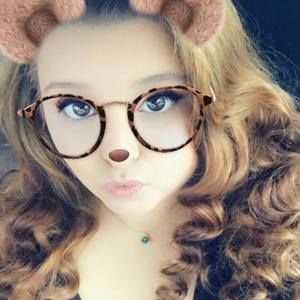 Meet your Posher, Erika